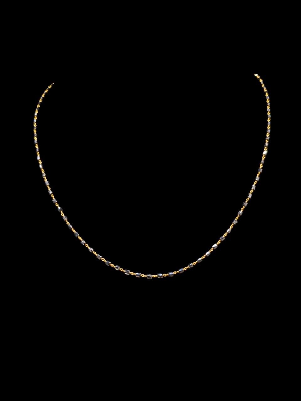 BLACK BEEDS CHAIN