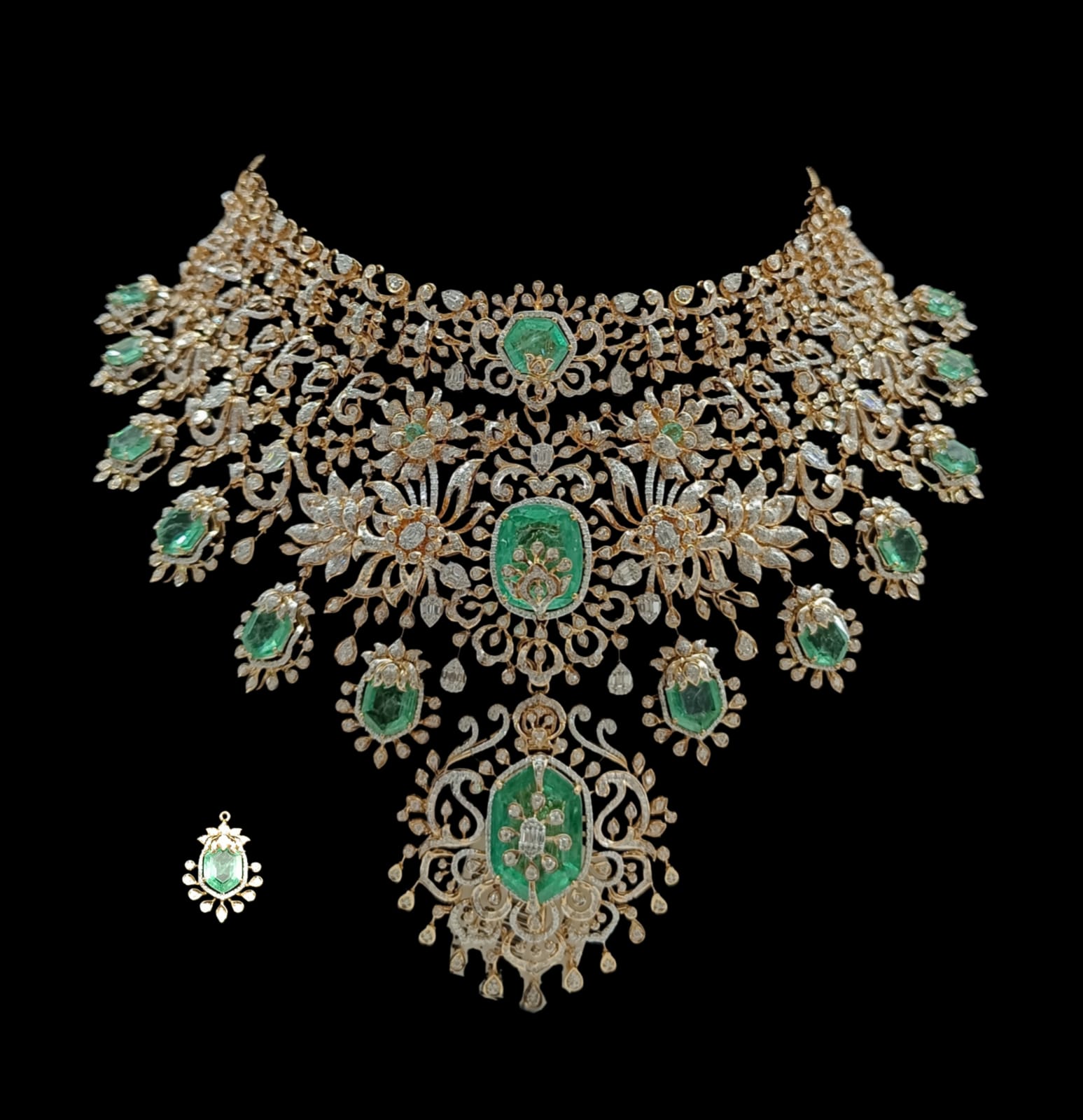 CHOKER 125.98 gms