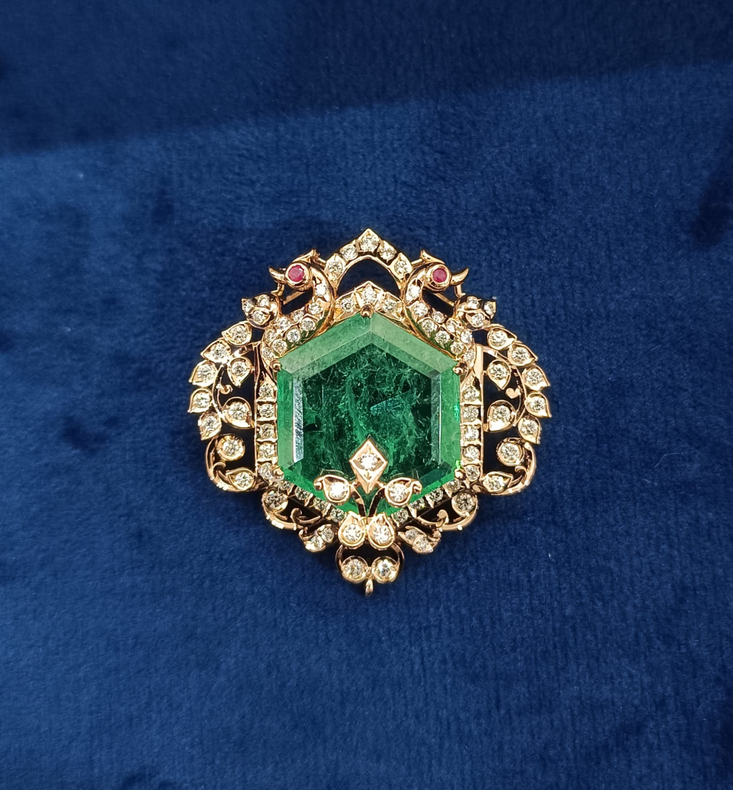 LOCKET 11.37 gms