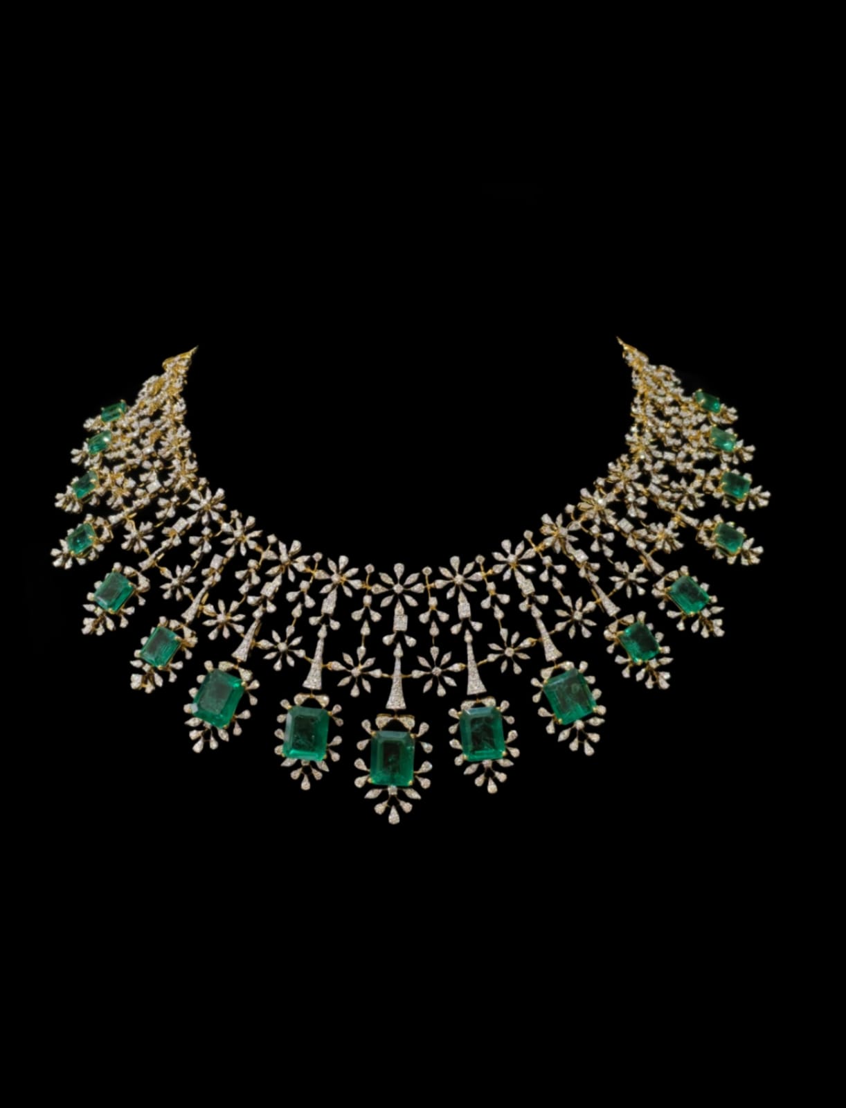 NECKLACE 81.22 gms