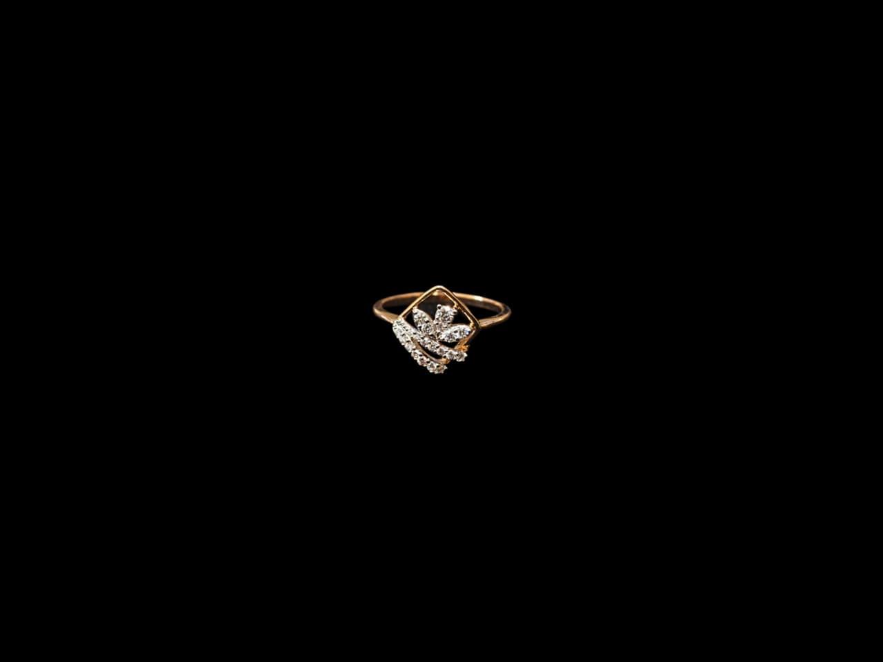 RING 2.1 gms