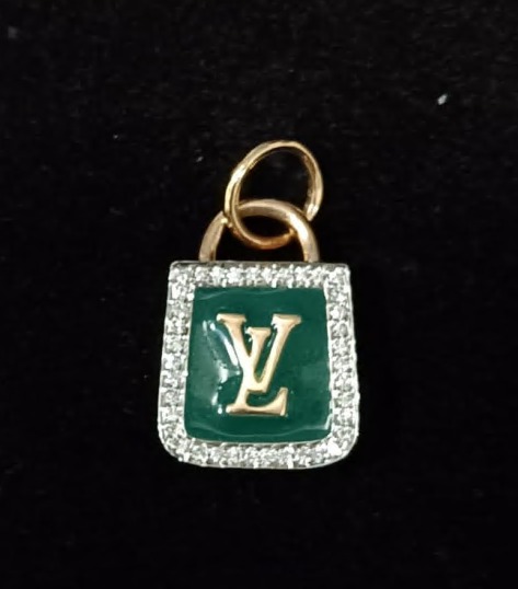 SM LOCKET 5.19 gms